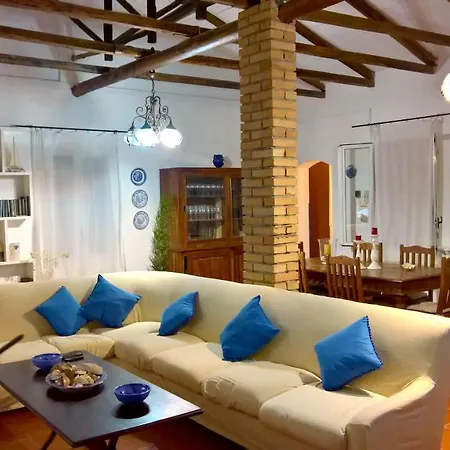 Villa Via Colonna Regina *